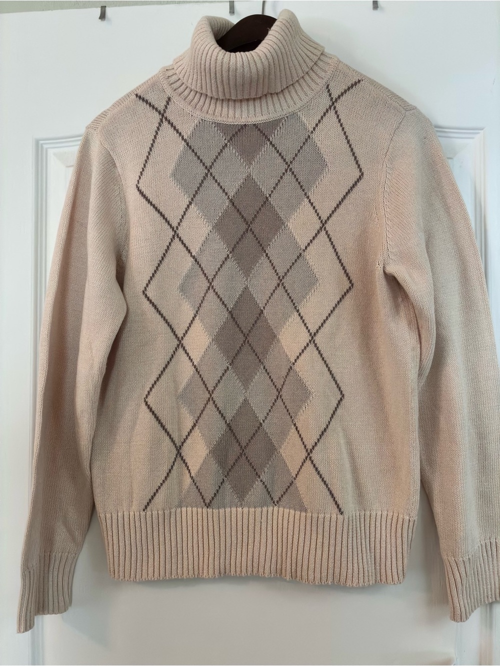 Liz&Co Petite Beige Argyle Turtleneck Sweater